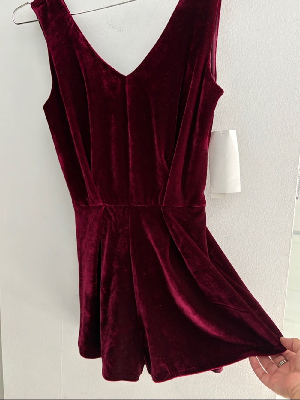 Design Lab Lord & Taylor Velvet Sleeveless Romper in Burgundy